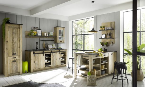 Küchen mit Kochinsel