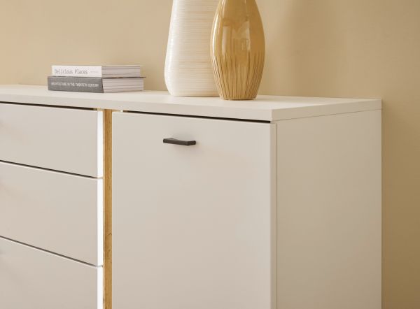 Sideboard Bellport in wei matt und Wotan Eiche Kommode inklusive Frontbeleuchtung 150 cm