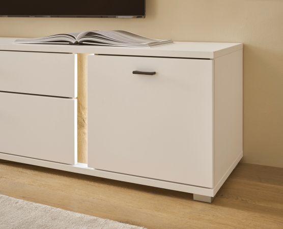 Wohnwand Bellport in wei matt und Wotan Eiche Wohnkombination inklusive Frontbeleuchtung 330 x 200