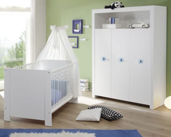 Babyzimmer: Kleiderschrank Olivia wei, 3-trig (130 x 186 cm) Jungen