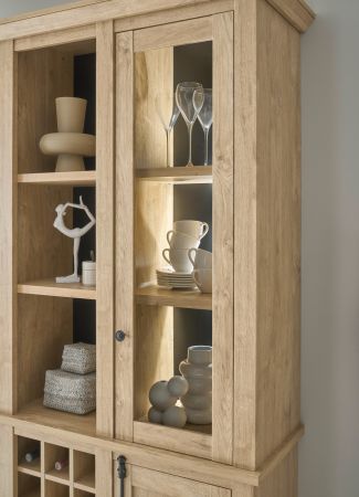 Vitrine Dorset in Eiche Gold Landhaus Vitrinenschrank 105 x 214 cm, Soft-Close