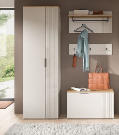 Flurschrank Skid in Kaschmir Sand und Evoke Eiche Schuhschrank 60 x 160 cm