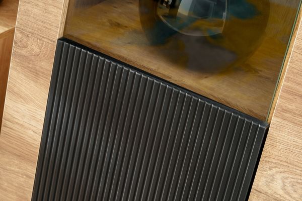 Wohnwand Heron in Ribbeck Eiche und schwarz Schrankwand 4-teilig mit Ethanol Kamin 350 cm