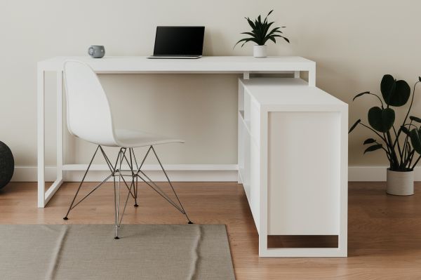 Schreibtisch Malta in wei� 139 x 139 cm