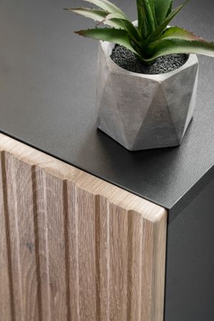 Wohnwand Starlet in schwarz, Vicking Eiche und Marmor schwarz, Schrankwand mit Ethanol Kamin und LED, 300 cm