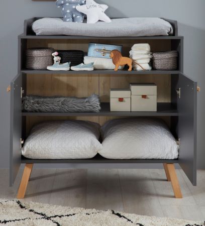 Babyzimmer Wickelkommode Svea in grau matt mit Buche massiv Babym�bel Wickeltisch 96 x 105 cm