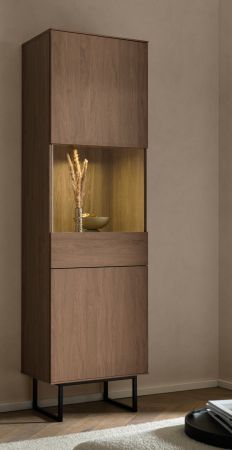 Vitrine Breda in Nussbaum Vitrinenschrank 58 x 200 cm, mit Push-to-Open