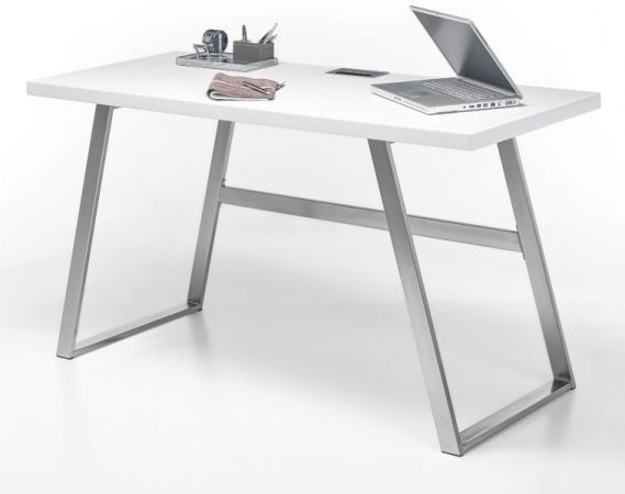 Schreibtisch Andria in matt wei lackiert Laptoptisch fr Homeoffice und Bro 140 x 60 cm