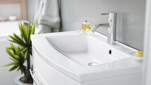 Badezimmer Waschbeckenunterschrank "Luna" in weiß Hochglanz inkl. Waschbecken Badschrank hängend 80 x 53 cm
