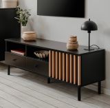 TV-Lowboard Biella in schwarz mit Lamellen in Artisan Eiche Dekor 138 cm, Anti Fingerprint beschichtet