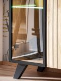 Vitrinenschrank Lines in Hickory Eiche und schwarz Glasvitrine mit LED und Push-to-Open, 90 x 192 cm