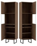 Vitrine Breda in Nussbaum Vitrinenschrank 58 x 200 cm, mit Push-to-Open