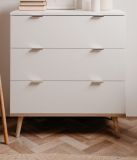 Kommode Lundby in matt wei mit Sonoma Eiche massiv Schubladenkommode skandinavisch 80 x 87 cm