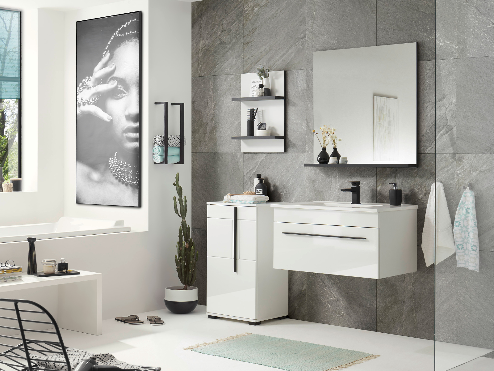 Badezimmer Spiegel "Design-D" schwarz 80 x 85