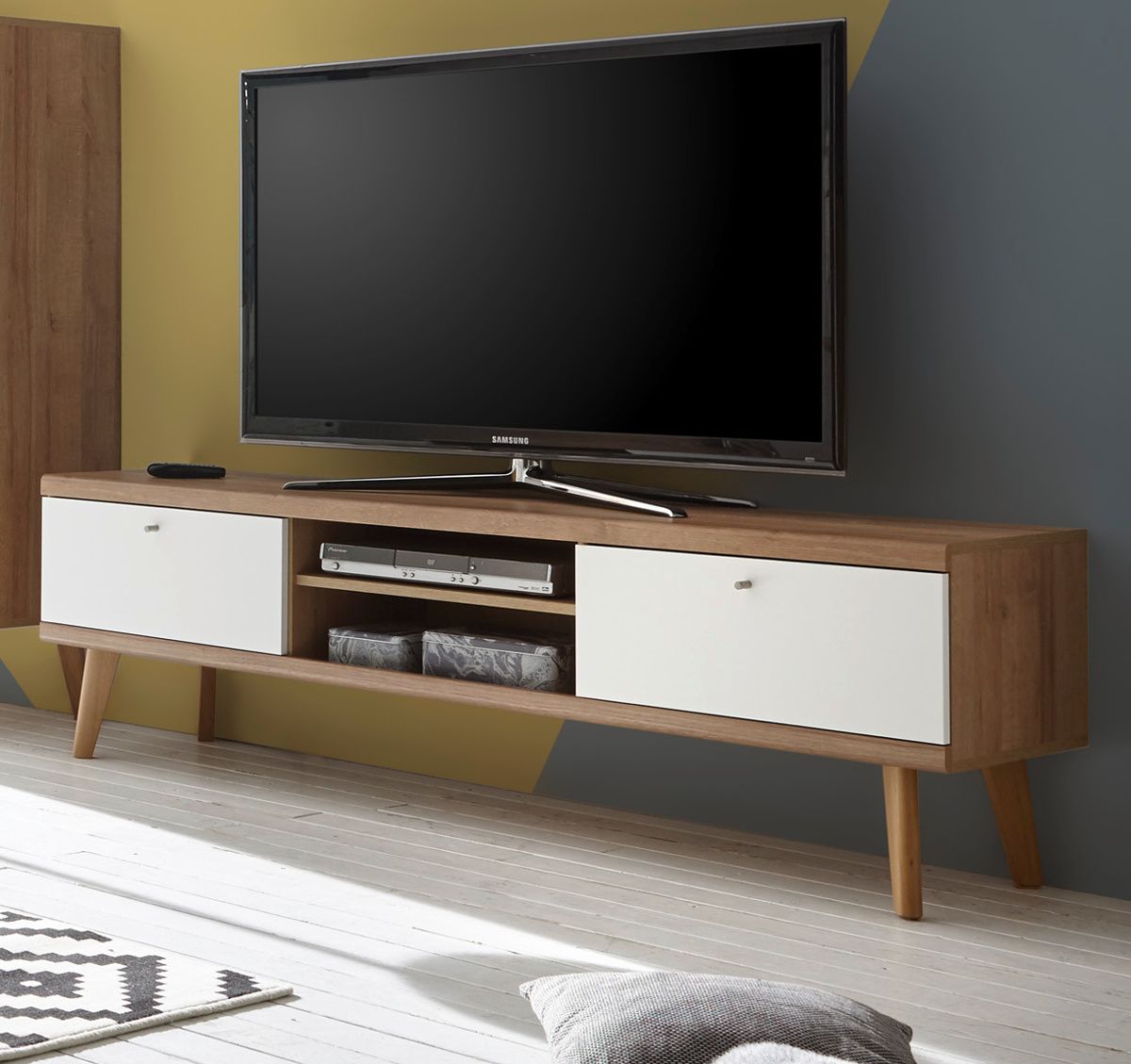Furn.Design TV-Lowboard Helge in weiß und Eiche Riviera 160 x 50 cm I-8VWMME32