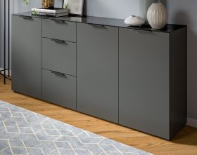Sideboard Riano in grau mit Glasauflage Kommode 179 cm, Soft-Close-Funktion Sideboard Riano in grau mit Glasauflage Kommode 179 cm, Soft-Close-Funktion