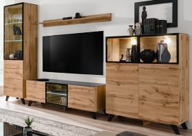 Wohnwand Heritage in Wotan Eiche und schwarz Schrankwand inklusive LED, 330 x 197 cm