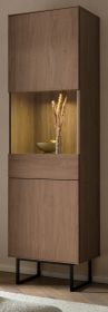 Vitrine Breda in Nussbaum Vitrinenschrank 58 x 200 cm, mit Push-to-Open