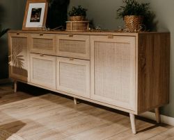 Sideboard Niran in Sonoma Eiche mit Bast - Dekor Kommode skandinavisch 180 x 71 cm Sideboard Niran in Sonoma Eiche mit Bast - Dekor Kommode skandinavisch 180 x 71 cm