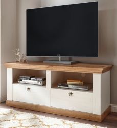 TV-Lowboard Hemsby in weiß Pinie und Eiche Wotan Landhaus TV Unterteil mit Komforthöhe 152 x 64 cm TV-Lowboard Hemsby in weiß Pinie und Eiche Wotan Landhaus TV Unterteil mit Komforthöhe 152 x 64 cm